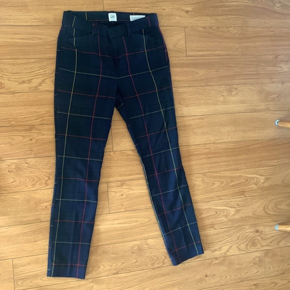 Cute plaid pants, GAP, size 0 - Picture 2 of 4